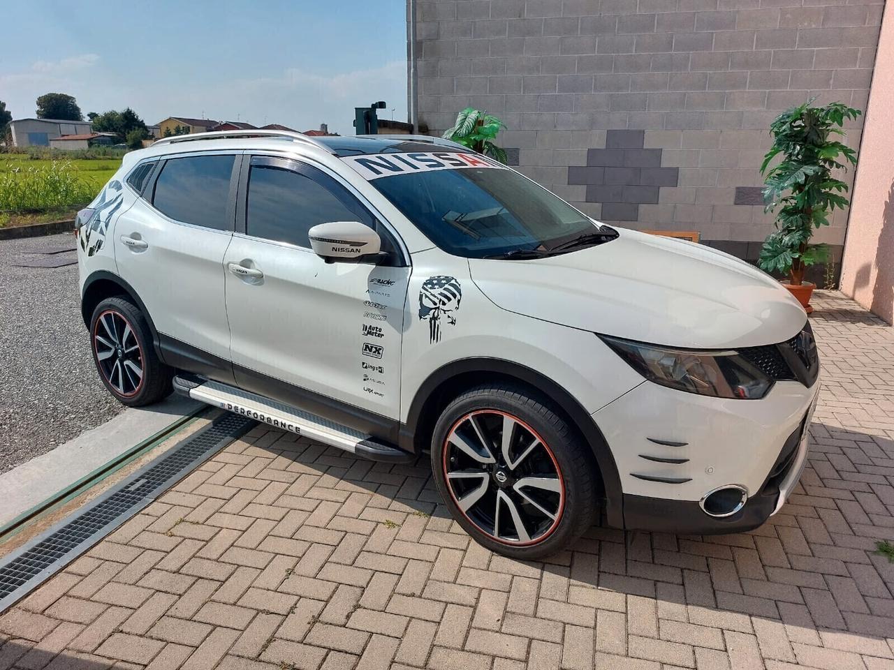 Nissan Qashqai 1.6 dCi 2WD Tekna 130CV XTRONIC