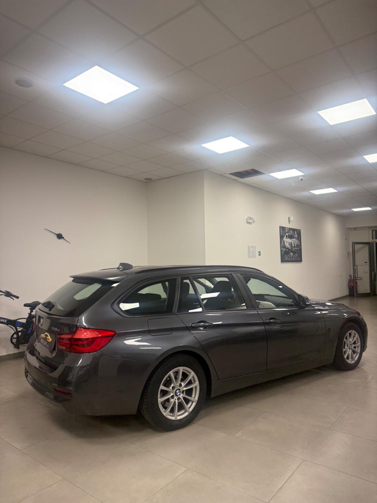 Bmw 318 318d Touring Business Advantage aut.