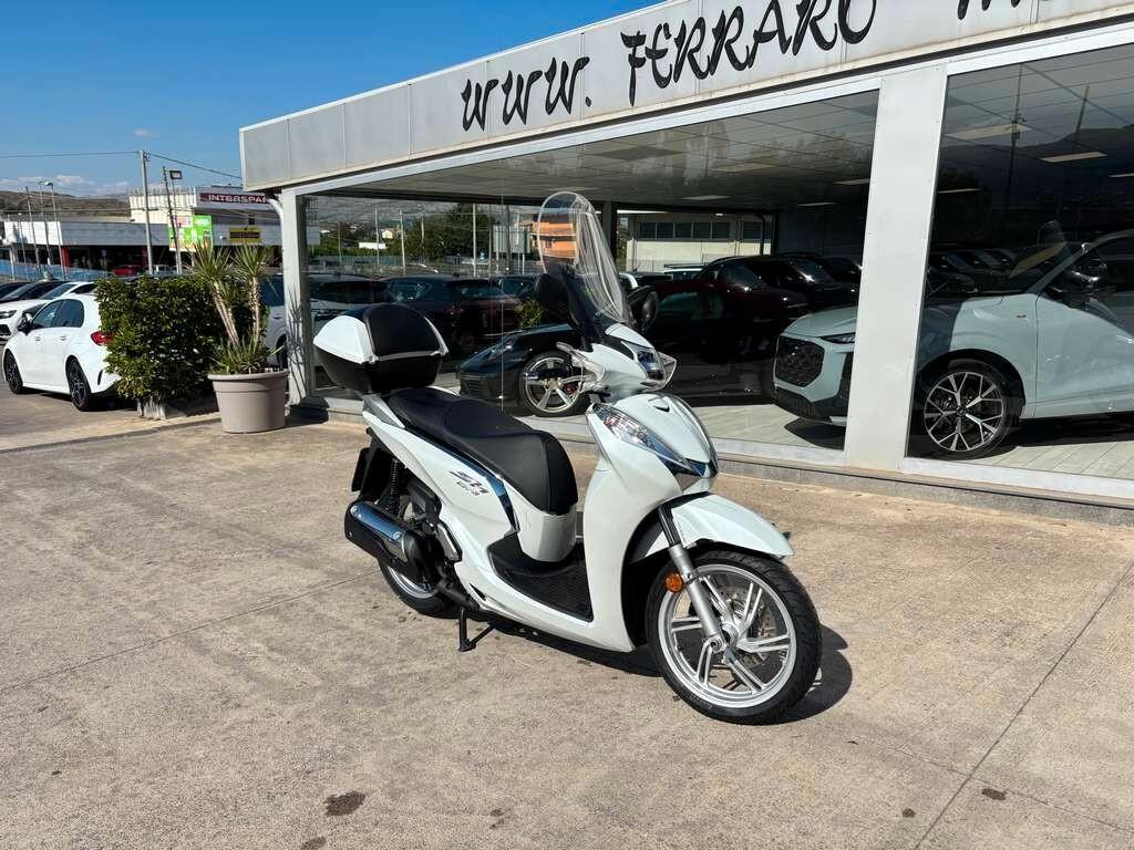 Honda SH 300 i 2017 / KM 23.000 Condizioni pari al nuovo