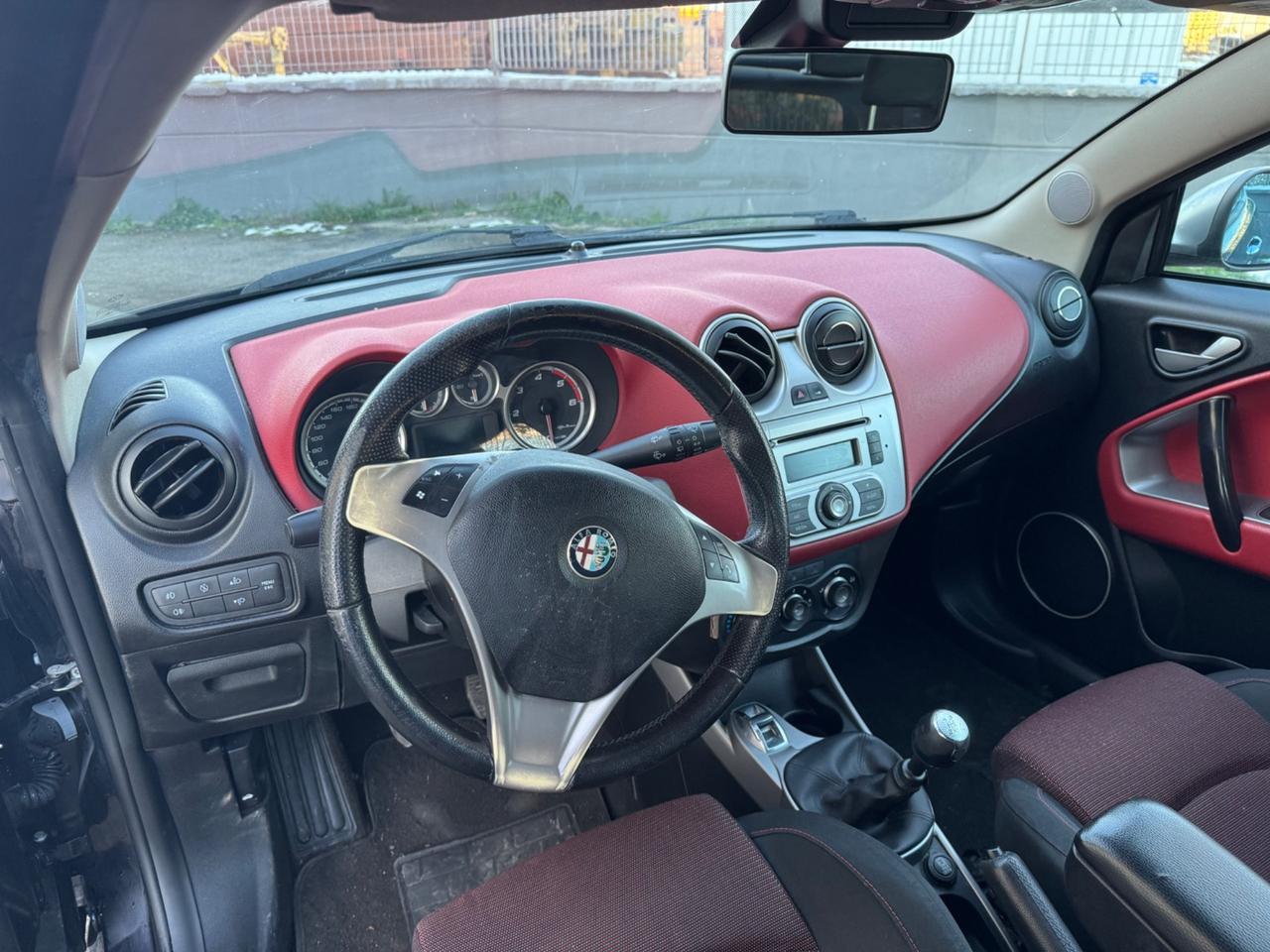 Alfa Romeo MiTo 1.3 JTDm-2 95 CV S&S Distinctive Sport Pack