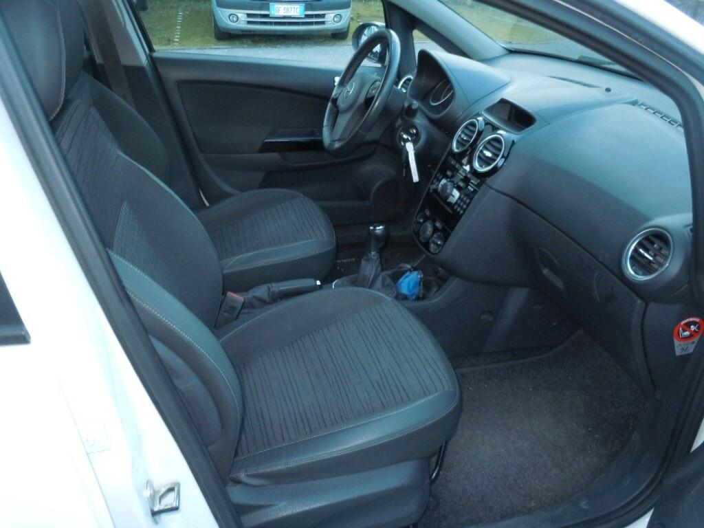 OPEL CORSA 1.2 GPL