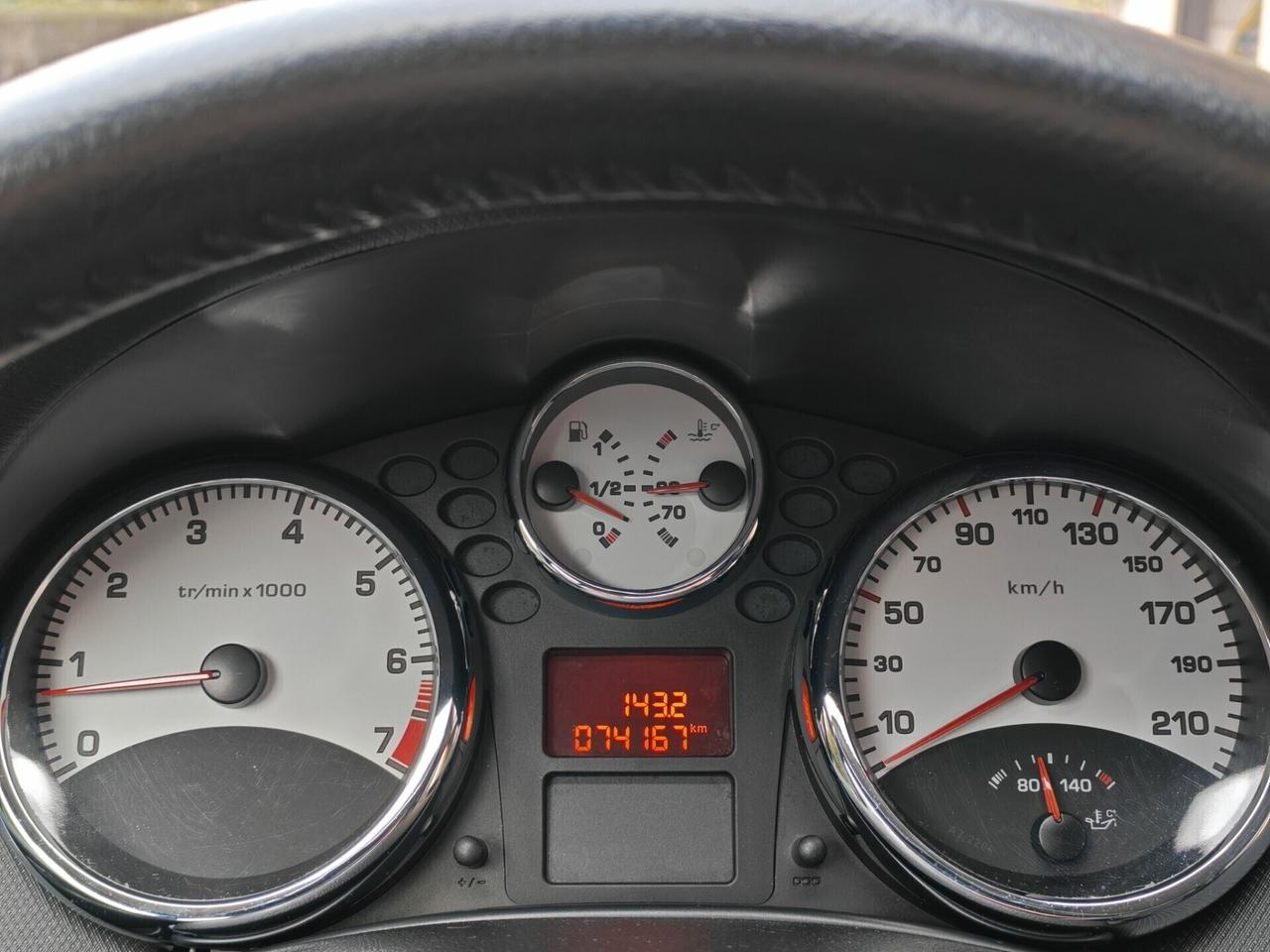 Peugeot 207 1.6 BENZINA 120cv / 74.000km / Unipro