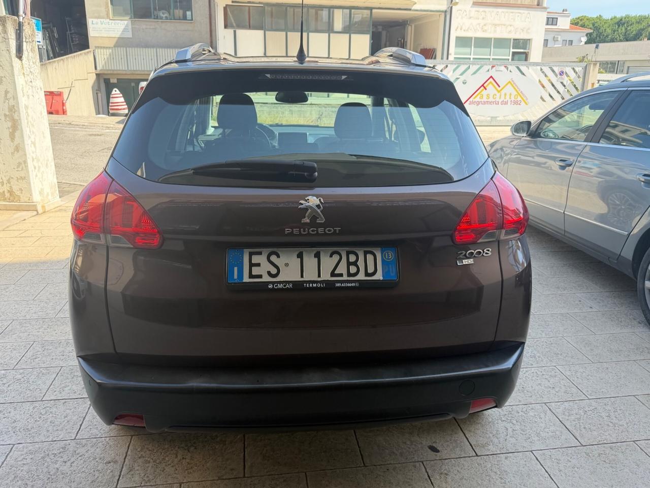 Peugeot 2008 1.6 e-HDi 115 CV Stop&Start Allure