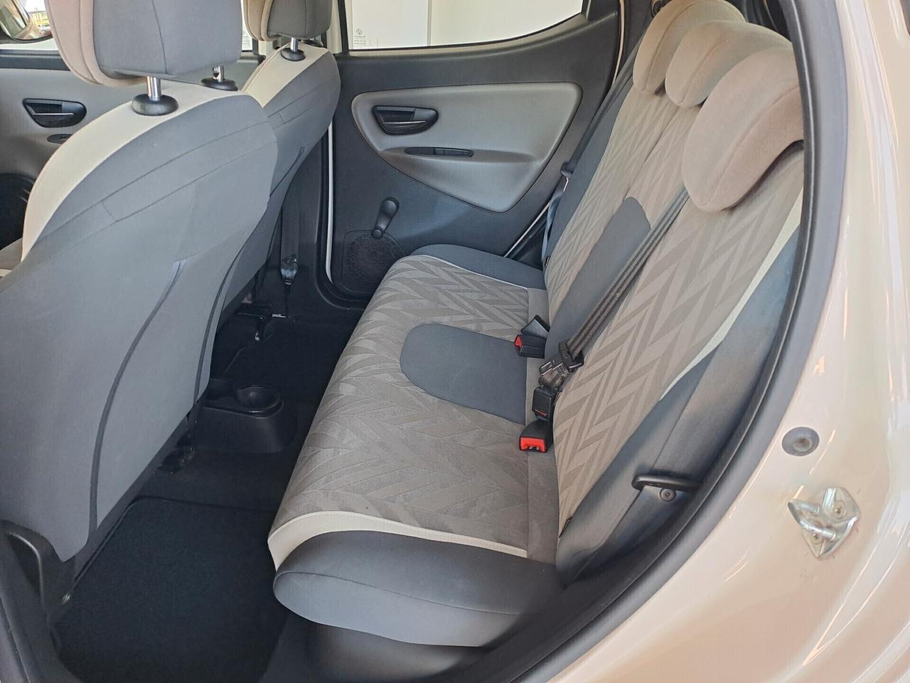 Lancia Ypsilon 1.2 B/GPL 69 CV 5 porte Gold