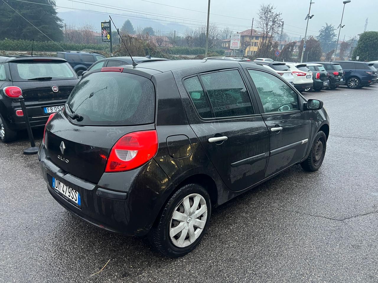 Renault Clio 1.2 16v 75cv GPL *NEOPATENTATI*FRIZIONE-NUOVA*