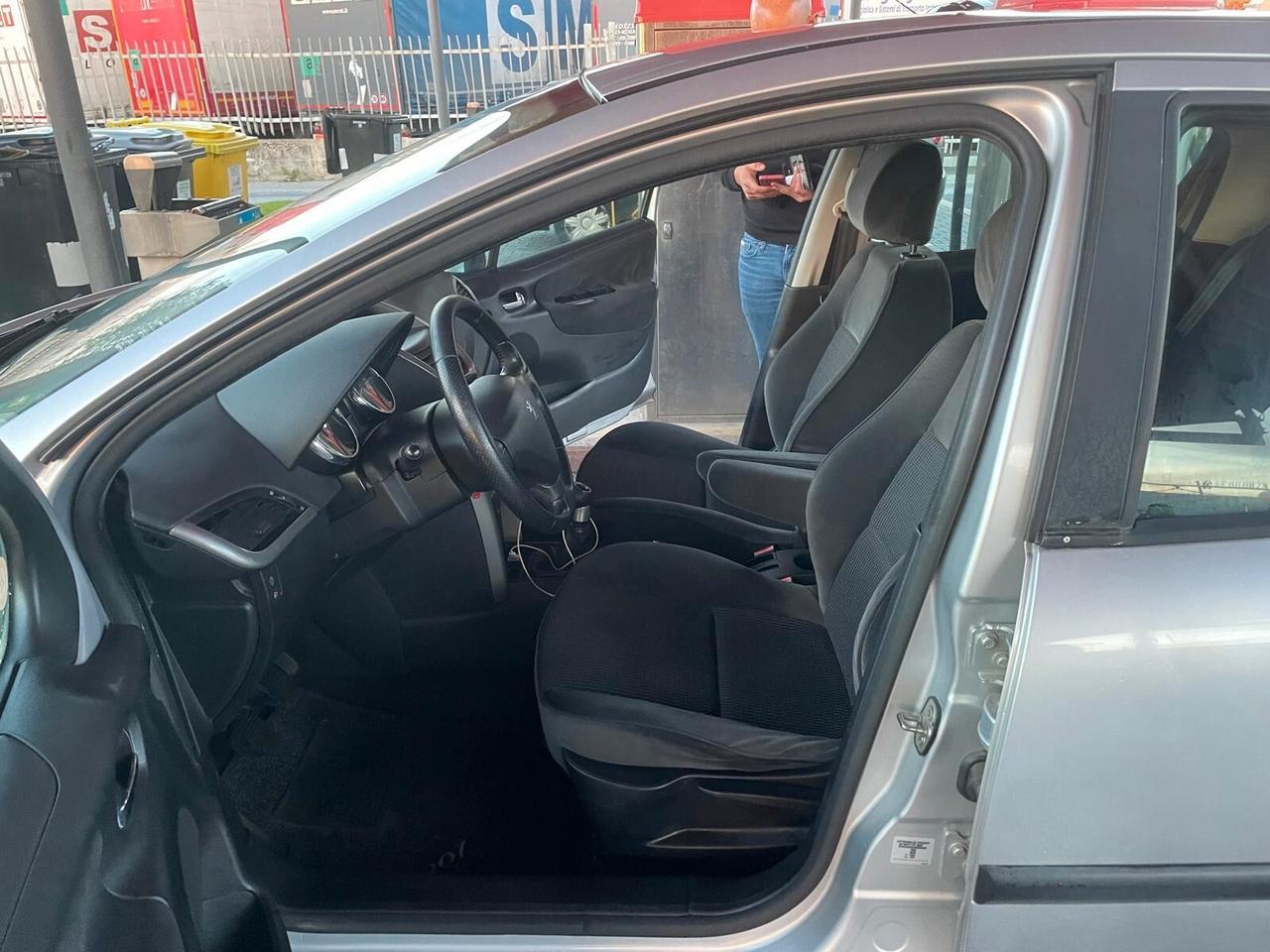 Peugeot 207 1.4 HDi 70CV 5p. 2007