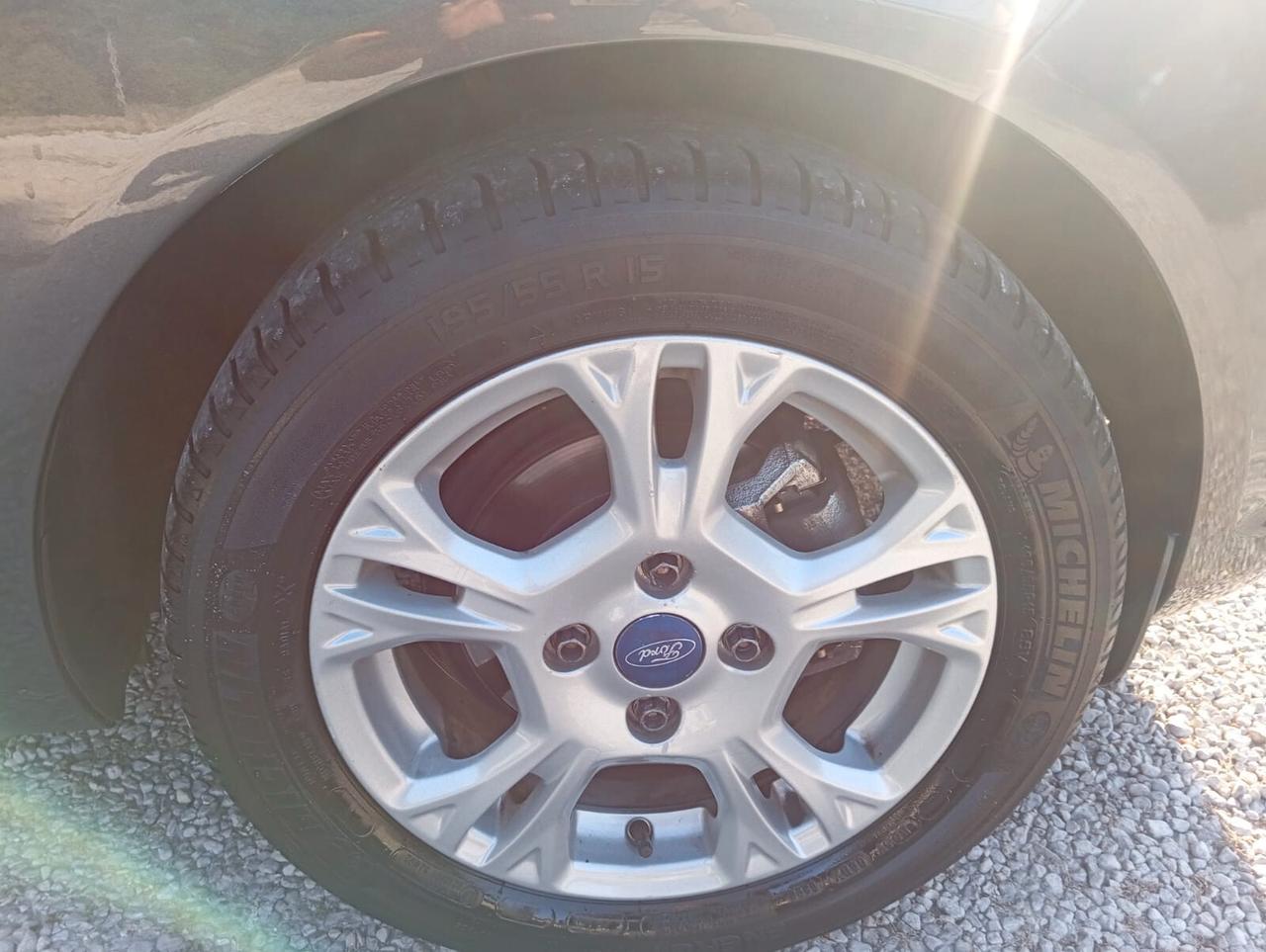 Ford Fiesta 1.4 5p. Bz.- GPL Titanium unipro COME NUOVA