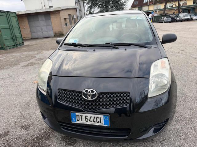 TOYOTA Yaris 194,888km 1.0 5p senza nessun lavoro da fare
