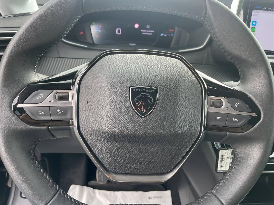 Peugeot 208 1.2 puretech Allure s&s 100cv con CarPlay