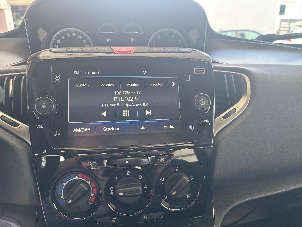 LANCIA - Ypsilon - 1.0 FireFly 5p.S&S Hybryd Gold
