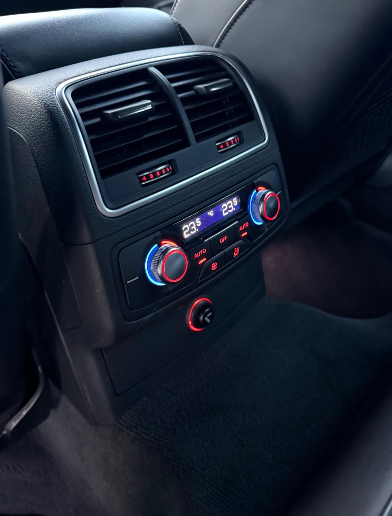 Audi A6 Avant 3.0 TDI quattro S tronic Business