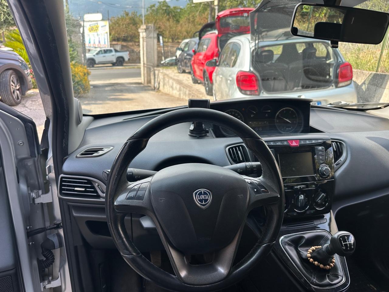 Lancia Ypsilon 1.3 MJT 16V 95 CV 5 porte S&S Silver