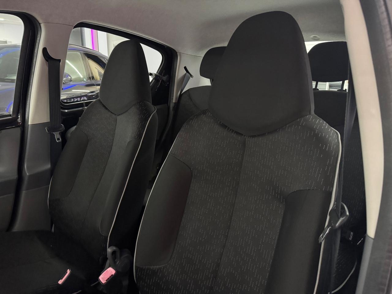 Peugeot 107 1.0 68CV 5p. Full Opt