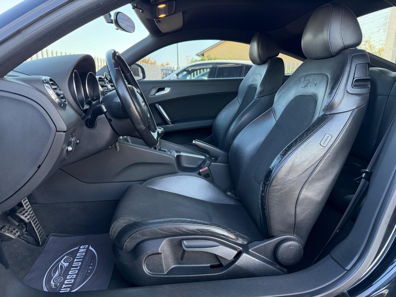Audi TT Coupé 1.8 TFSI Advanced plus S-Line Total Black