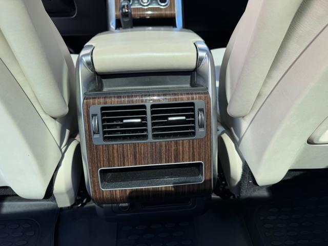 LAND ROVER Range Rover Sport 3.0 TDV6 HSE Dynamic