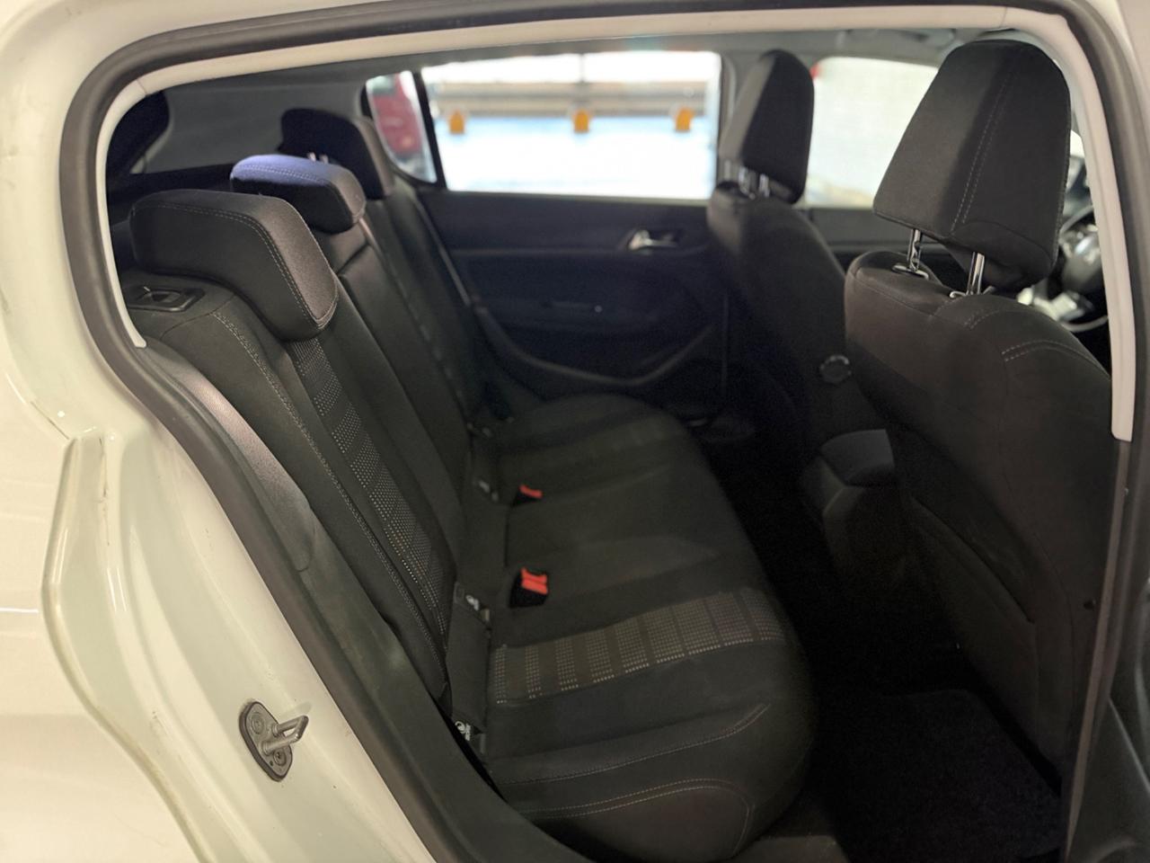Peugeot 308 BlueHDi 120 S&S EAT6 GT Line