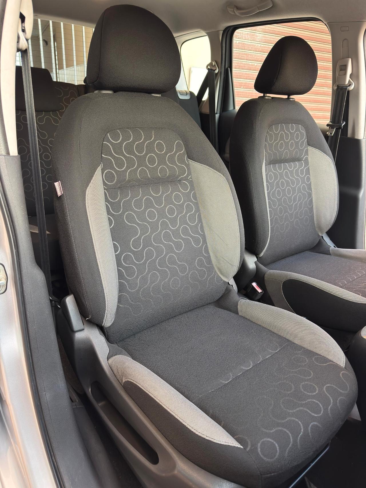 Citroen C3 Picasso 1.6 HDi 90 cv airdream Style