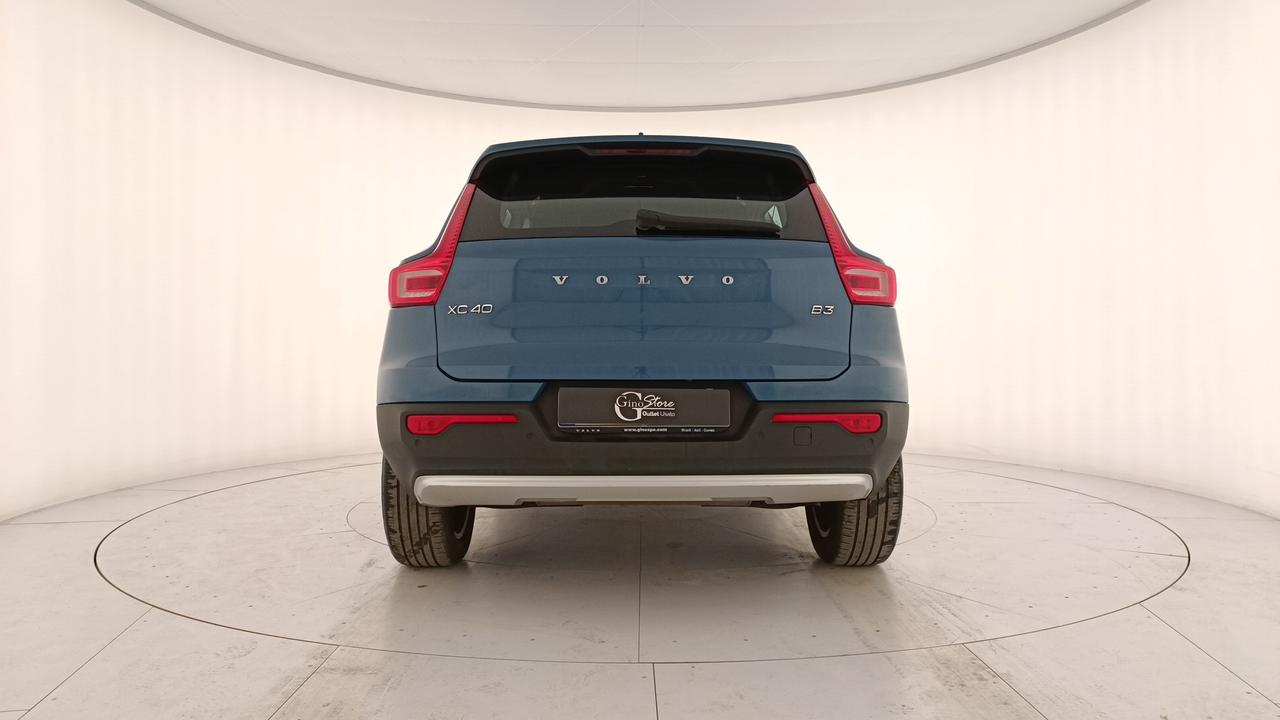 VOLVO XC40 2.0 b3 Core auto