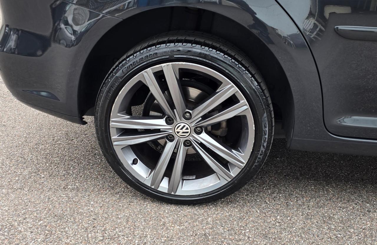 Volkswagen Touran 1.4 TSI Highline EcoFuel