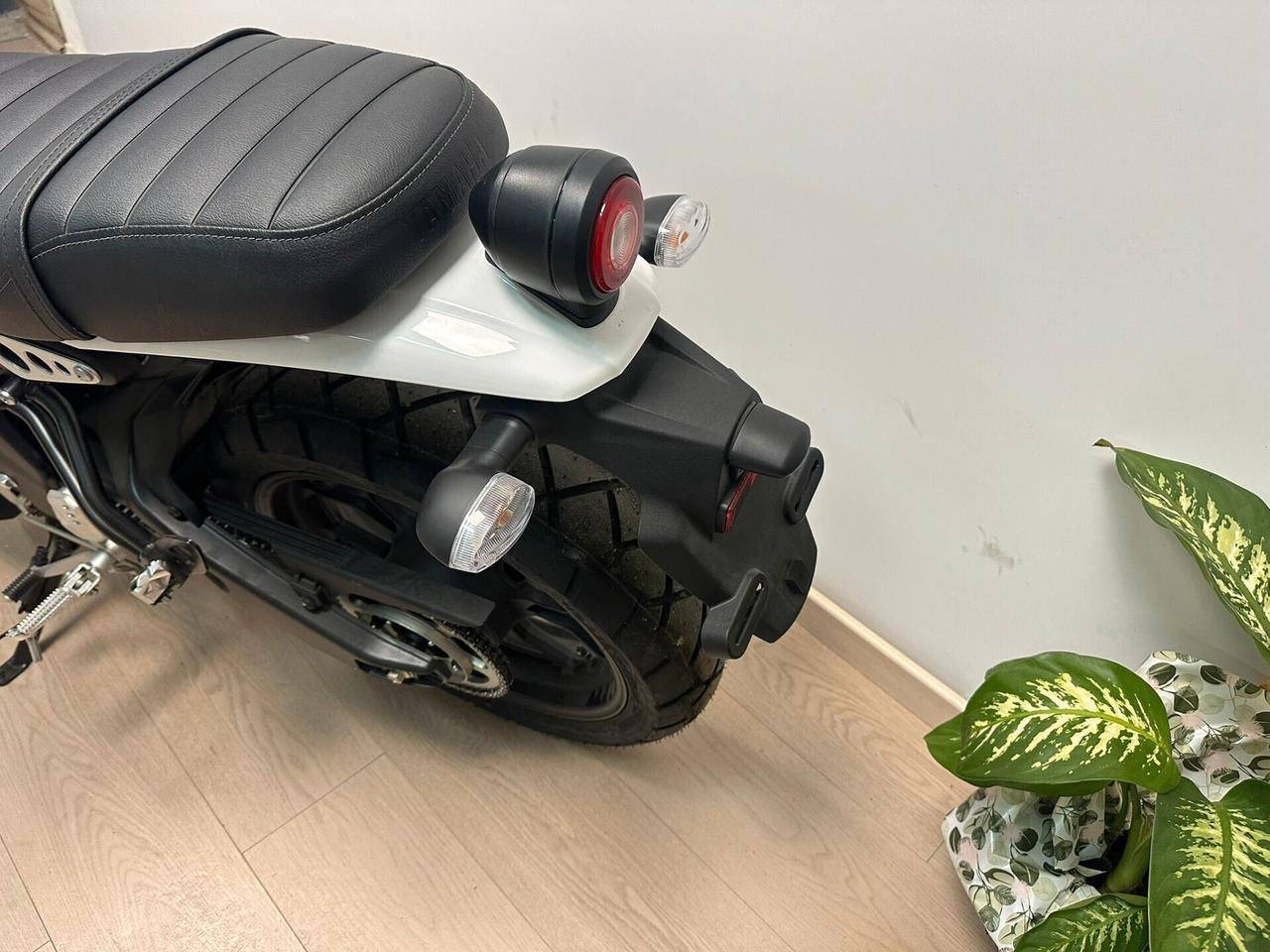 YAMAHA XSR 125 XSR125 - NUOVA - DA 69€ AL MESE