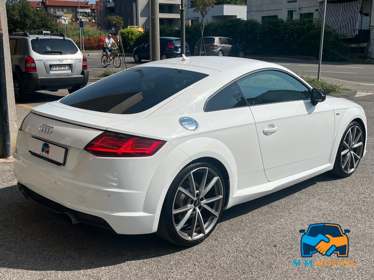 Audi TT Coupe 2.0 tfsi S line quattro s-tronic