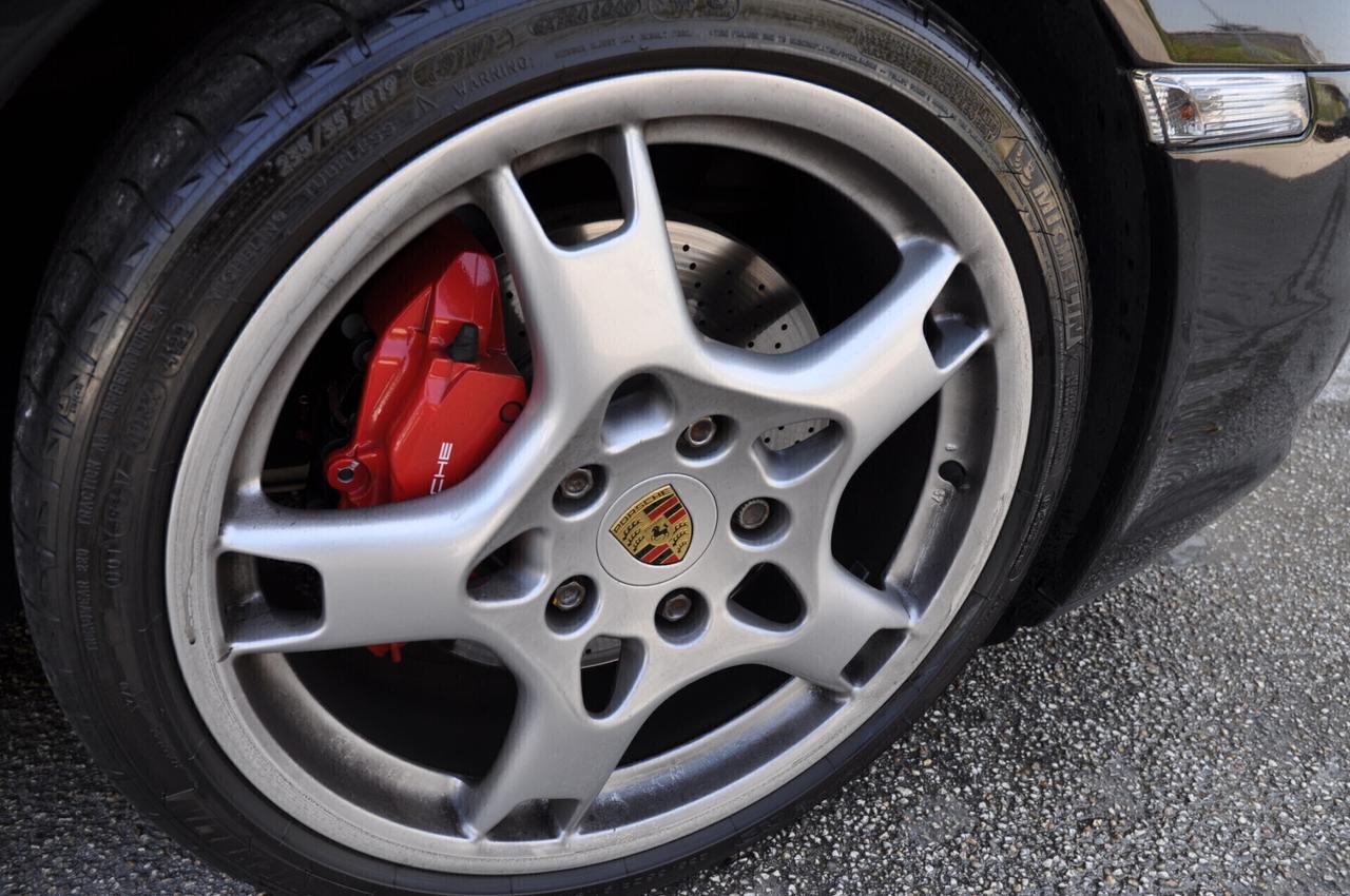 Porsche 911 Carrera 4S Cabriolet