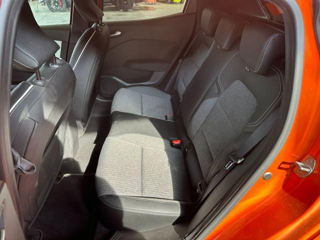 RENAULT Clio FULL HYBRID E-TECH 145CV TECHNO