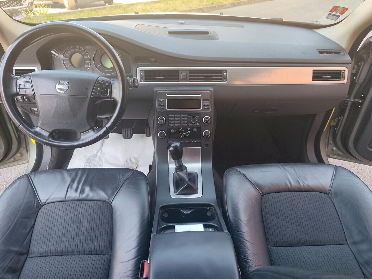 Volvo V70 2.4 D5 frizione volano nuove