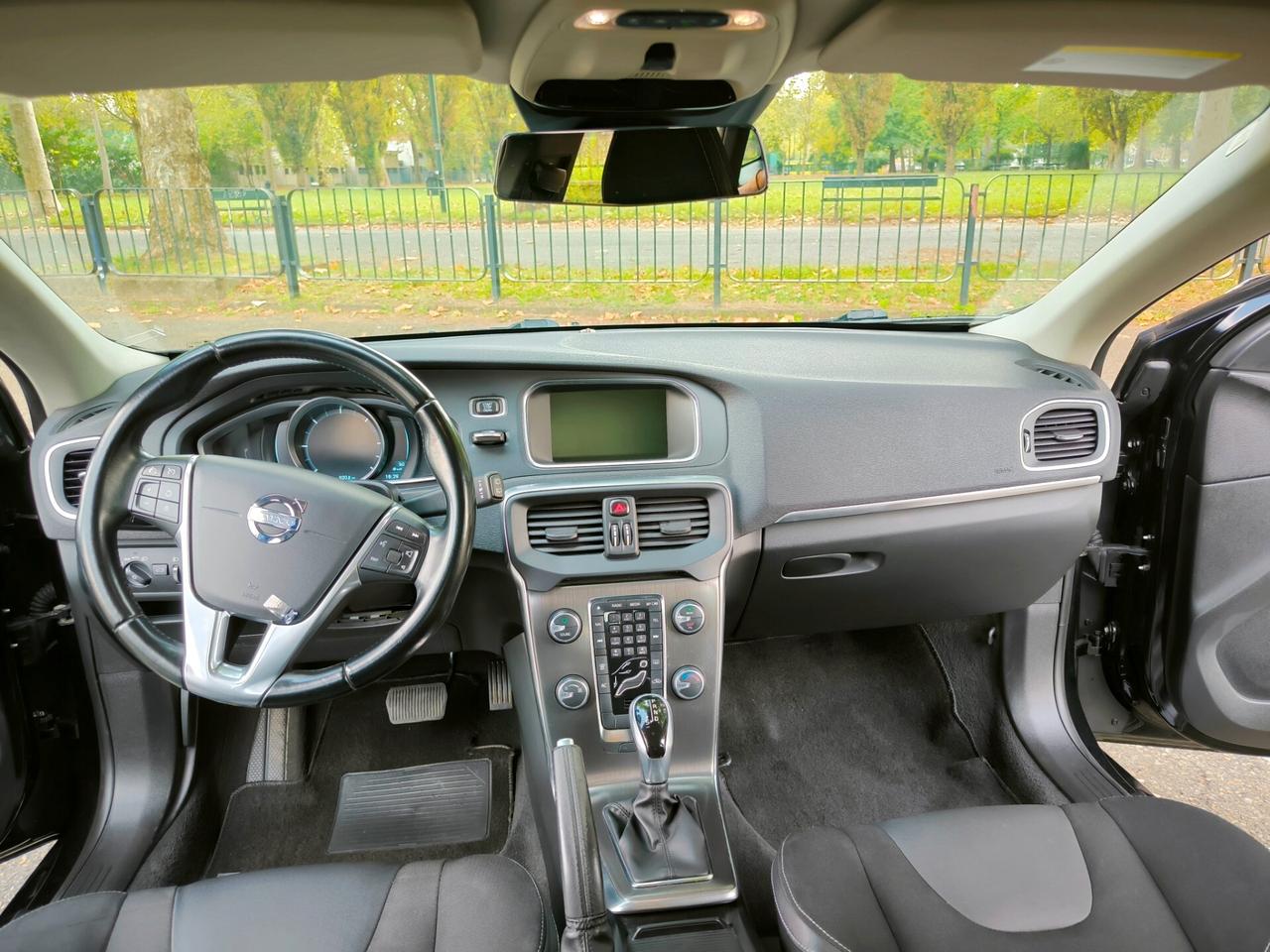 Volvo V40 D3 Geartronic Momentum con Cambio automatico