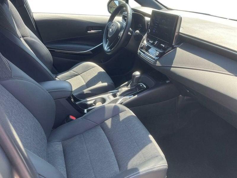 Toyota Corolla 1.8 Hybrid Style