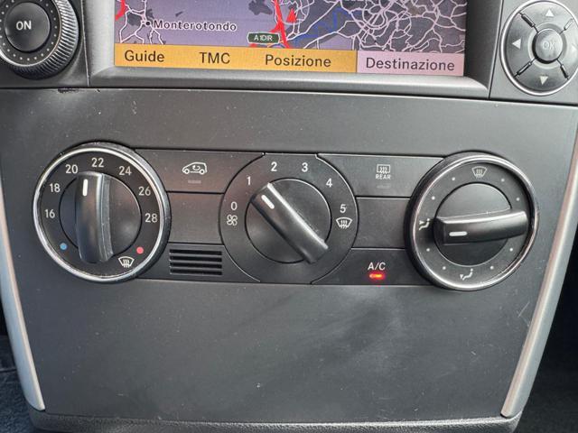 MERCEDES-BENZ A 180 CDI Premium