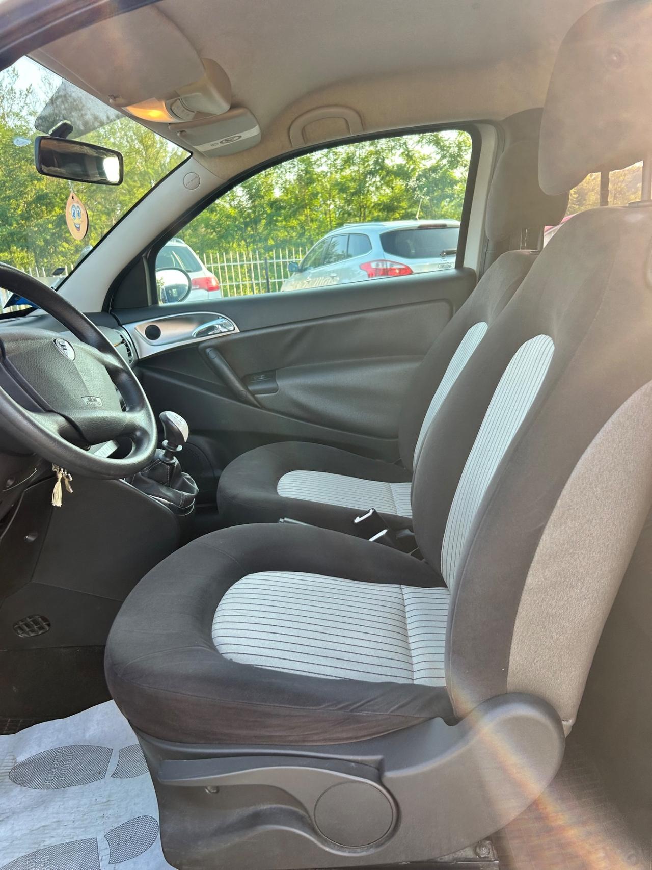 Lancia Ypsilon 1.2 Argento