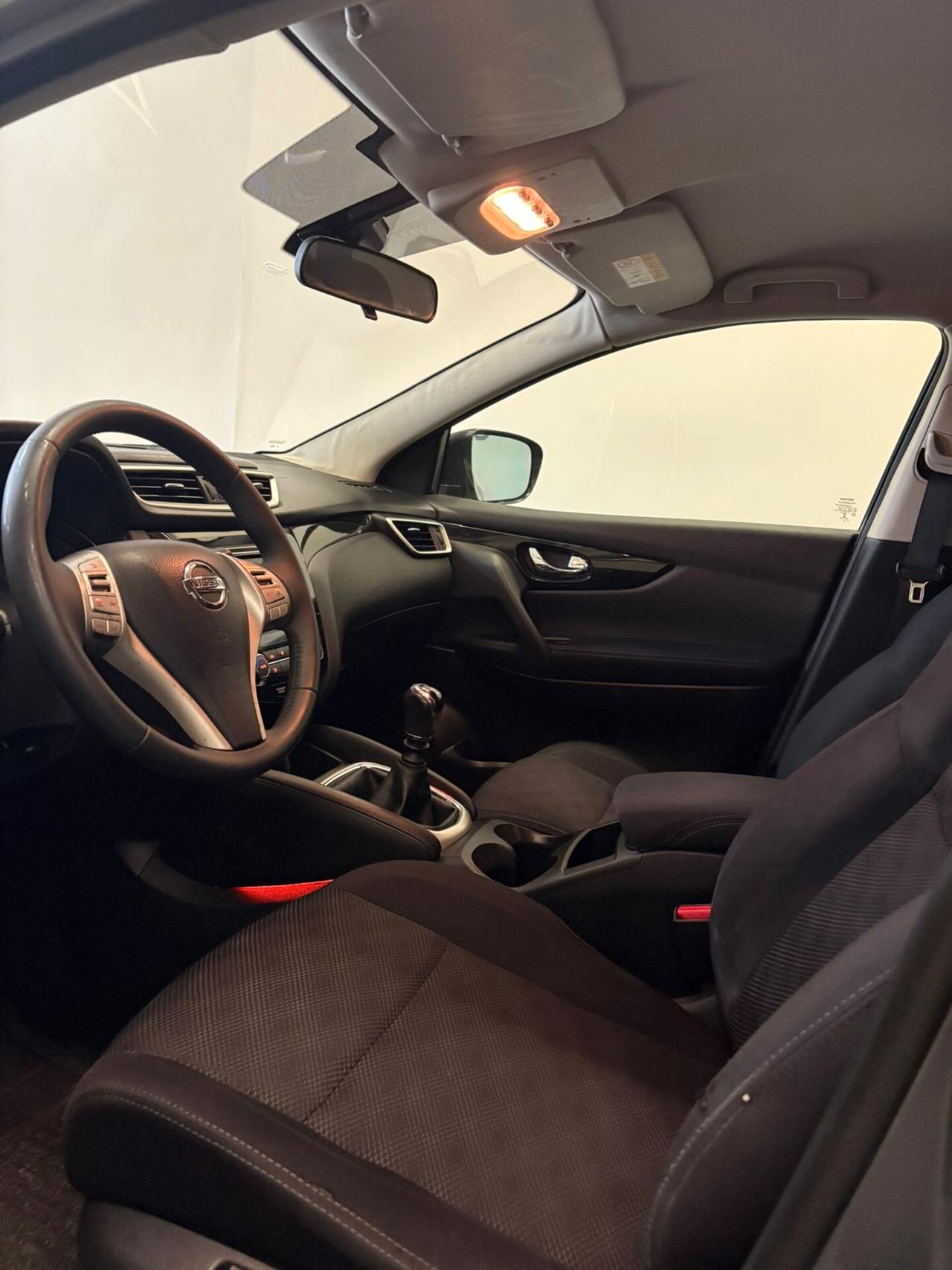 Nissan Qashqai 1.5 dCi Visia