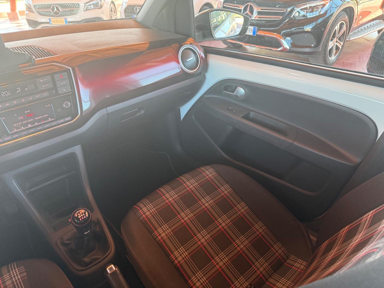 Volkswagen up! 1.0 GTI - PERFETTA