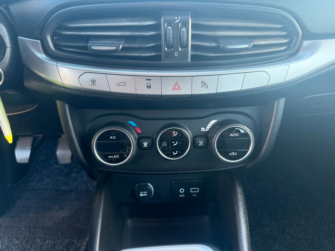Fiat Tipo 1.4 4 porte Opening Edition