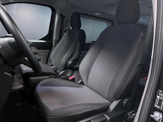 FORD Tourneo Custom 320 2.0 EcoBlue 136CV PL Titanium 8 POSTI