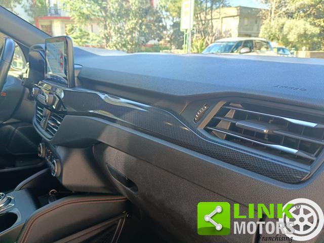 FORD Kuga 2.5 Full Hybrid 190 CVT 2WD ST-Line Design