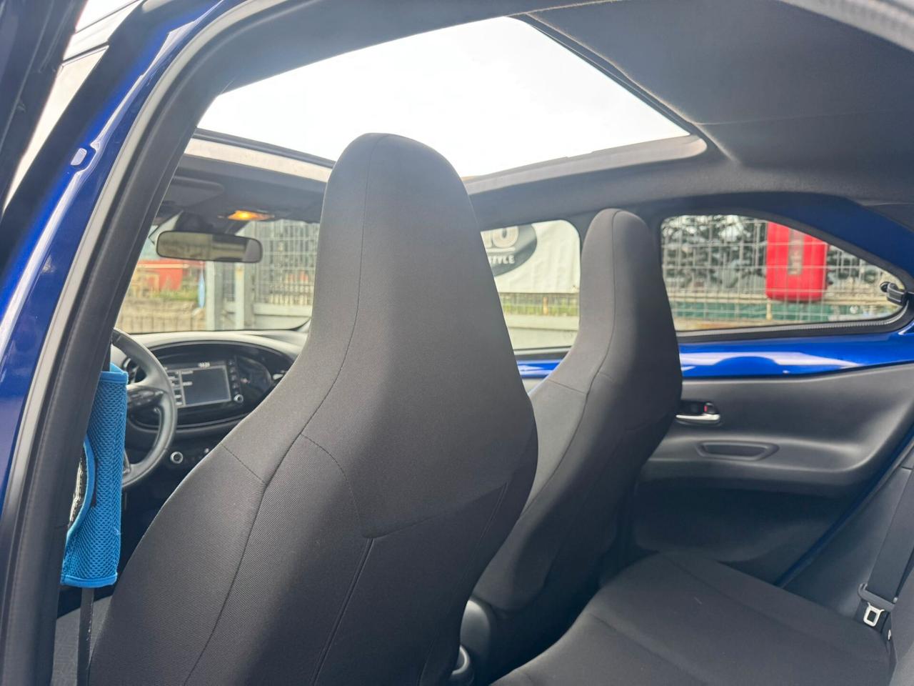 Toyota Aygo X 1.0 VVT-i 72 CV 5 porte Lounge Air S-CVT