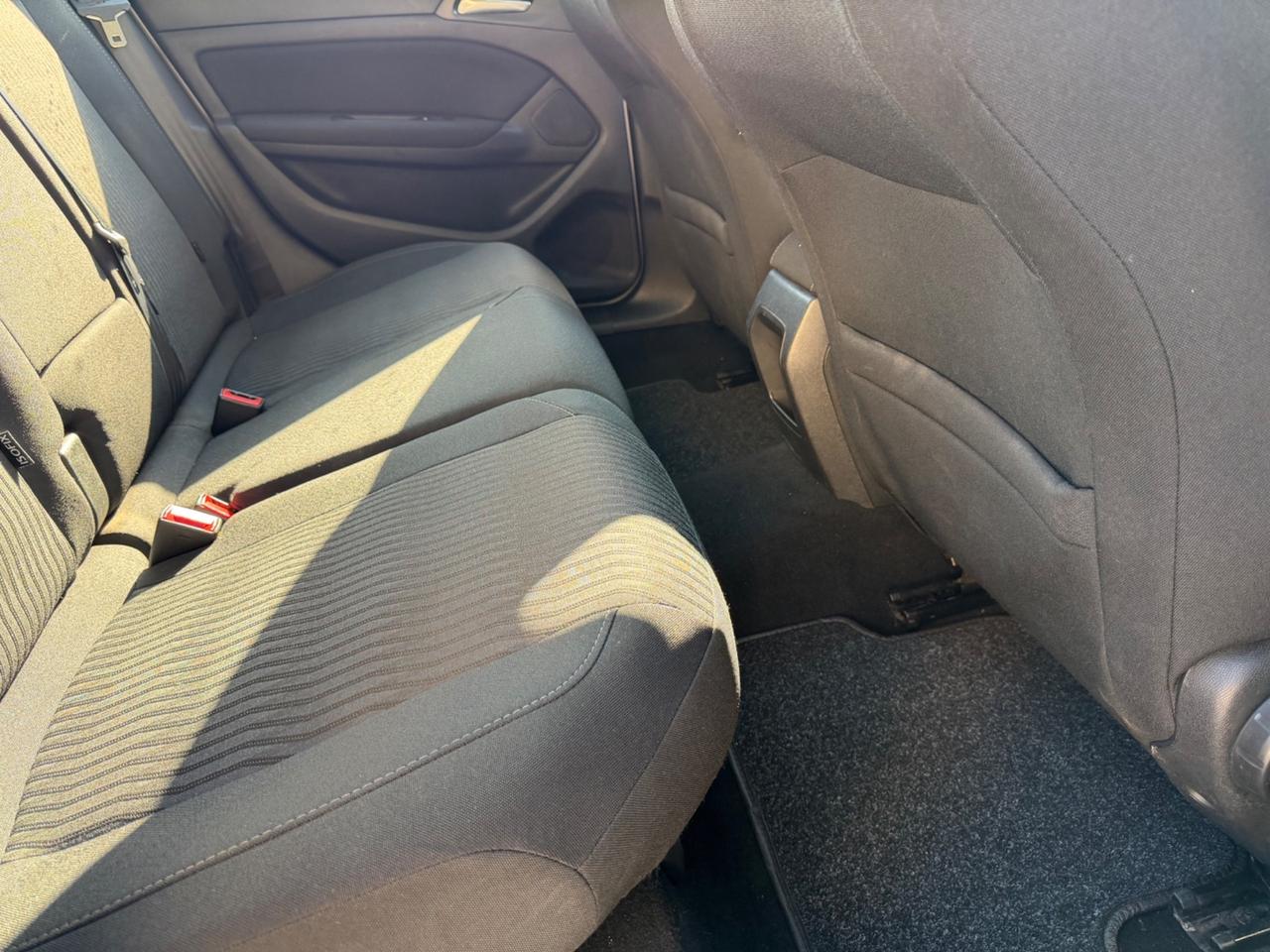 Peugeot 308 1.6hdi 92cv euro5 - 2014 unico proprietario