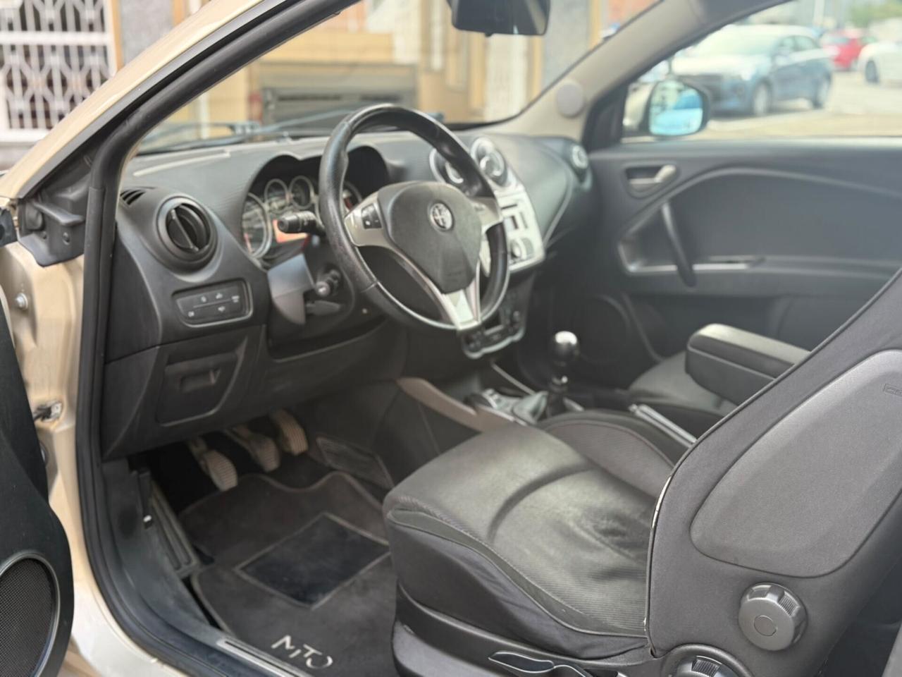 Alfa Romeo MiTo 1.3 JTDm-2 95 CV S&S Distinctive Premium Pack