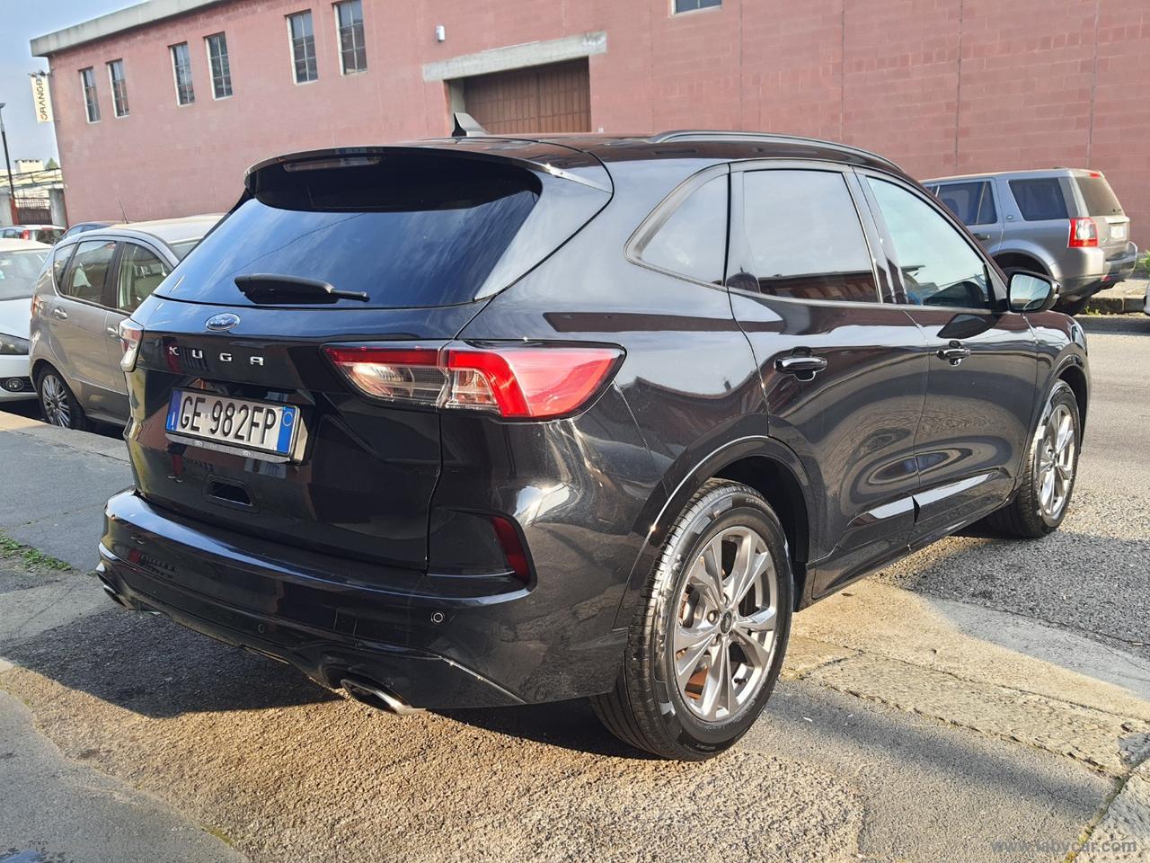 FORD Kuga 1.5 TDCI 120 CV S&S 2WD ST-Line