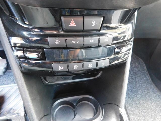 Peugeot 2008 PureTech 82 S&S Allure