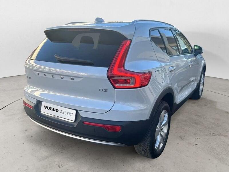 Volvo XC40 D3 150 CV Automatica Momentum Pro
