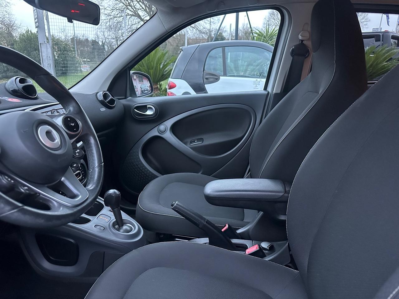 Smart ForFour 70 1.0 twinamic Passion Full Led NO OBBLIGO FINANZIARIO UNIPRO PERMUTE RATE