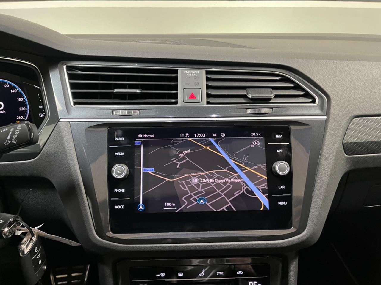 Volkswagen Tiguan 2.0 DSG R-Line *tetto panoramico