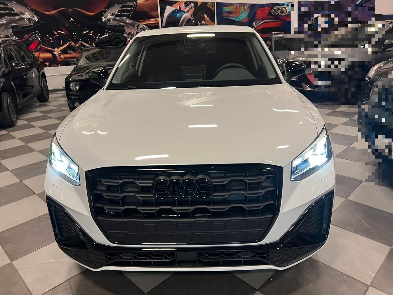Audi Q2 30 TDI Identity Black - Veicolo Nuovo