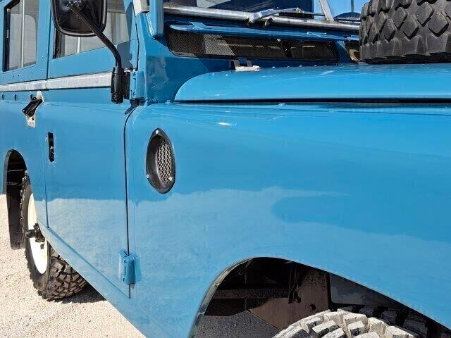 Land Rover Defender 88 2.3 d 3°s. safari 4x4 1974