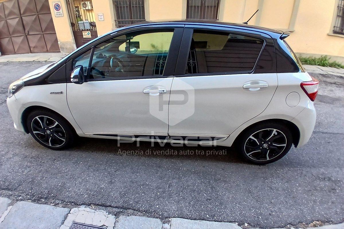 TOYOTA Yaris 1.5 Hybrid 5 porte Trend "White Edition"