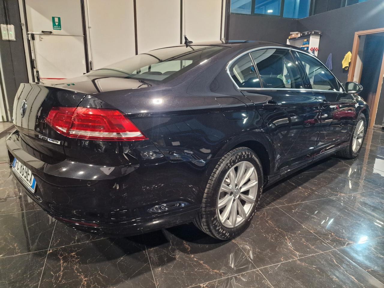 Volkswagen Passat 2.0 TDI Comfortline BlueMotion Technology