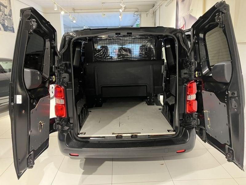 Opel Vivaro 2.0 Diesel 150CV Crew Cab DC Doppia Cabina 6 posti Autocarro